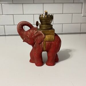 VTG Red Ceramic Elephant Oil Lamp